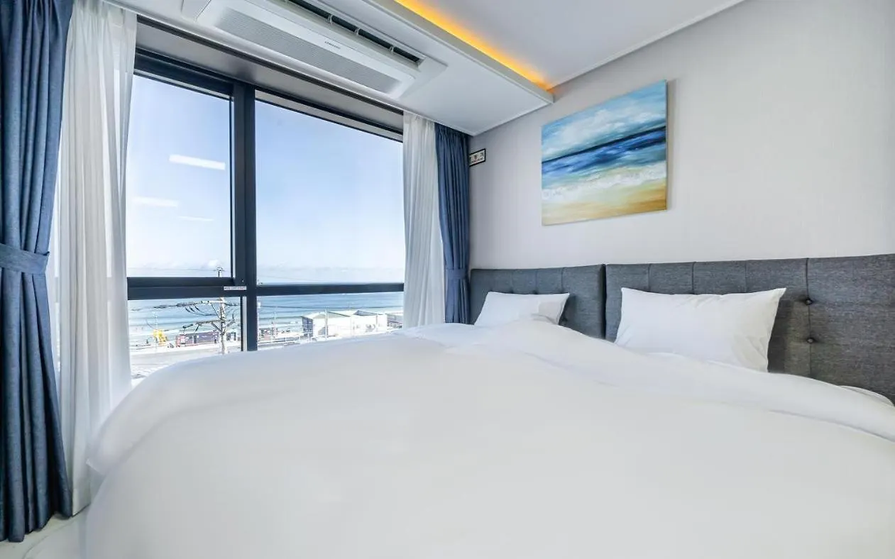 Songjeong Blue Castle Hotel Busan